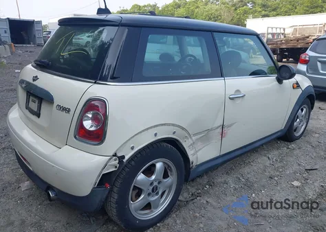 2011 Mini Cooper from USA, damaged, VIN WMWSU3C59BTX95912